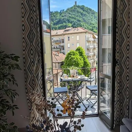 Apartment Bright Flat Just 10 Minutes From The Centre