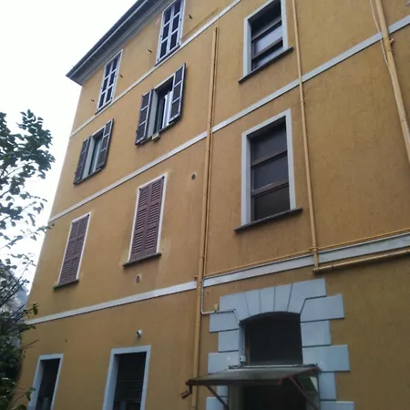 Bright Flat Just 10 Minutes From The Centre Como