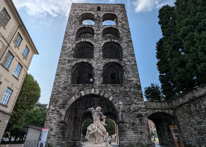 Bright Flat Just 10 Minutes From The Centre Como