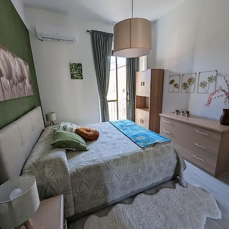 Bright Flat Just 10 Minutes From The Centre 公寓 科莫